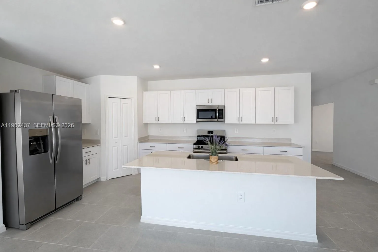 17240 Cantu Court, Fort Myers, FL 33917 photo 4