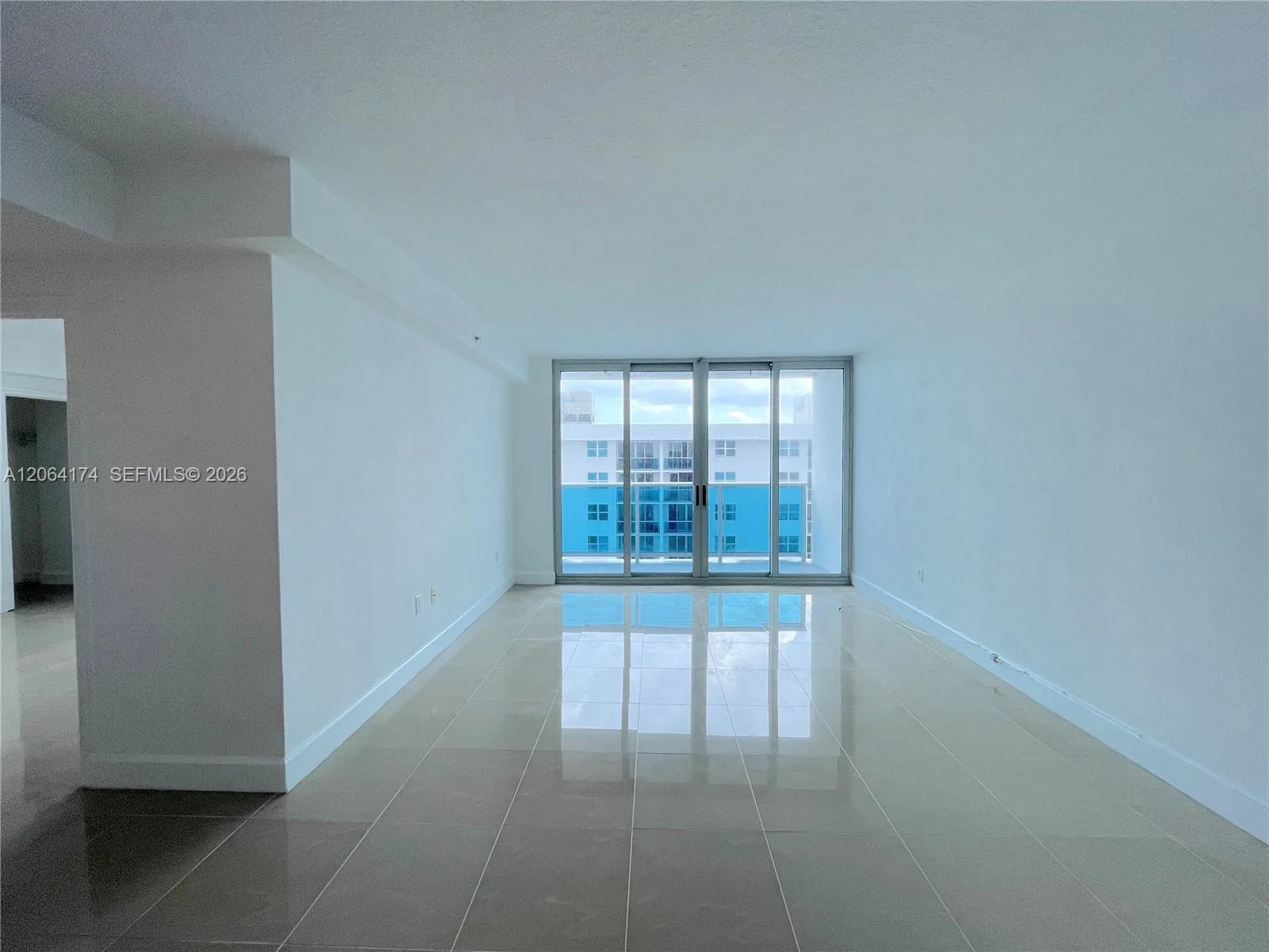 7501 E Treasure Dr # 10C, North Bay Village, FL 33141 photo 2