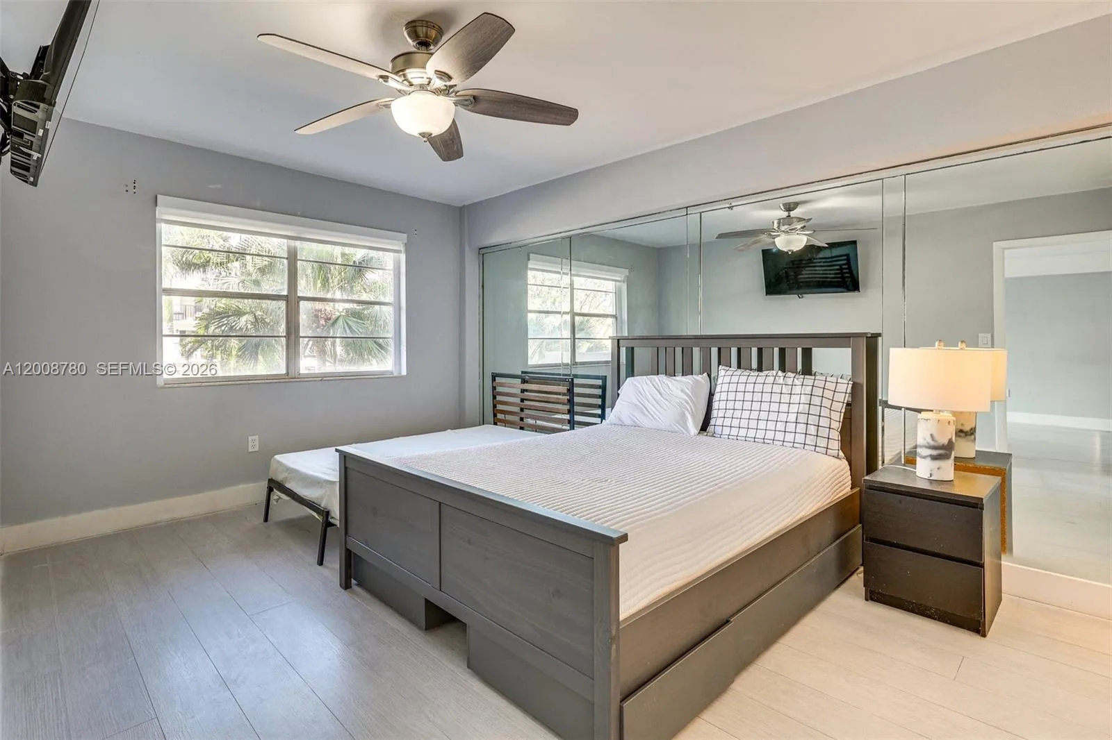 250 181st Dr # 102, Sunny Isles Beach, FL 33160 photo 9