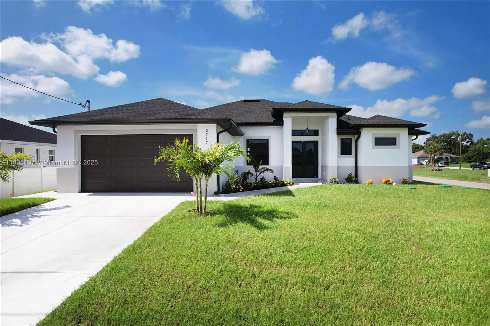 2517 44th St SW, Lehigh Acres, FL 33976
