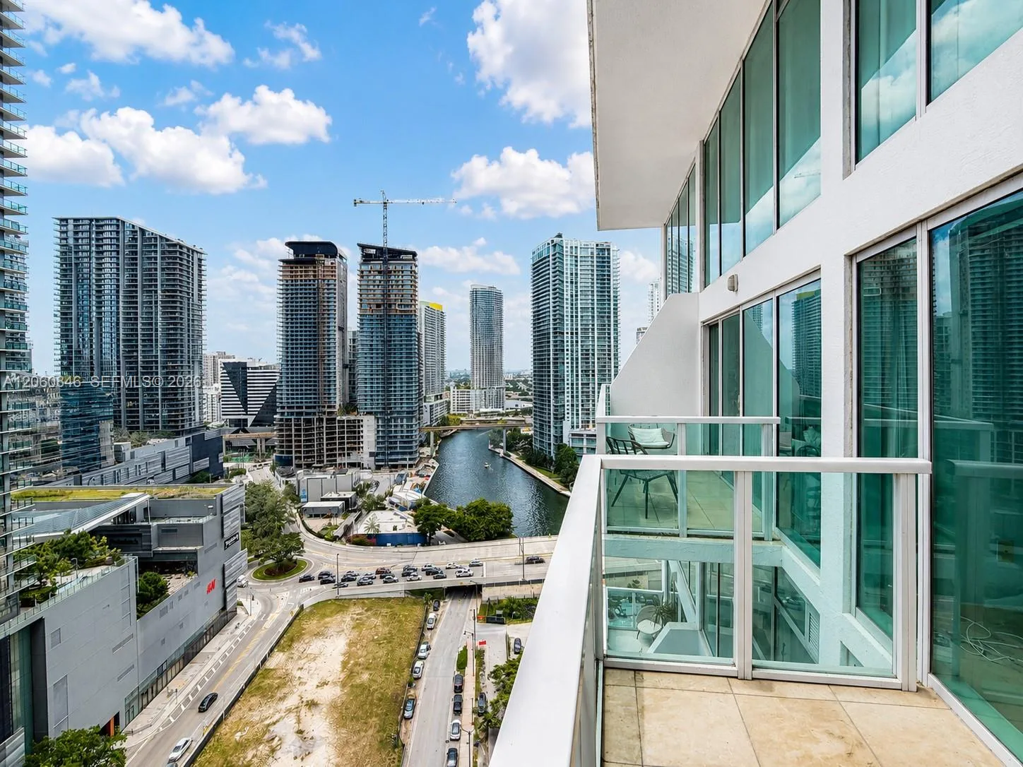 41 SE 5th St # 1412, Miami, FL 33131 photo 11