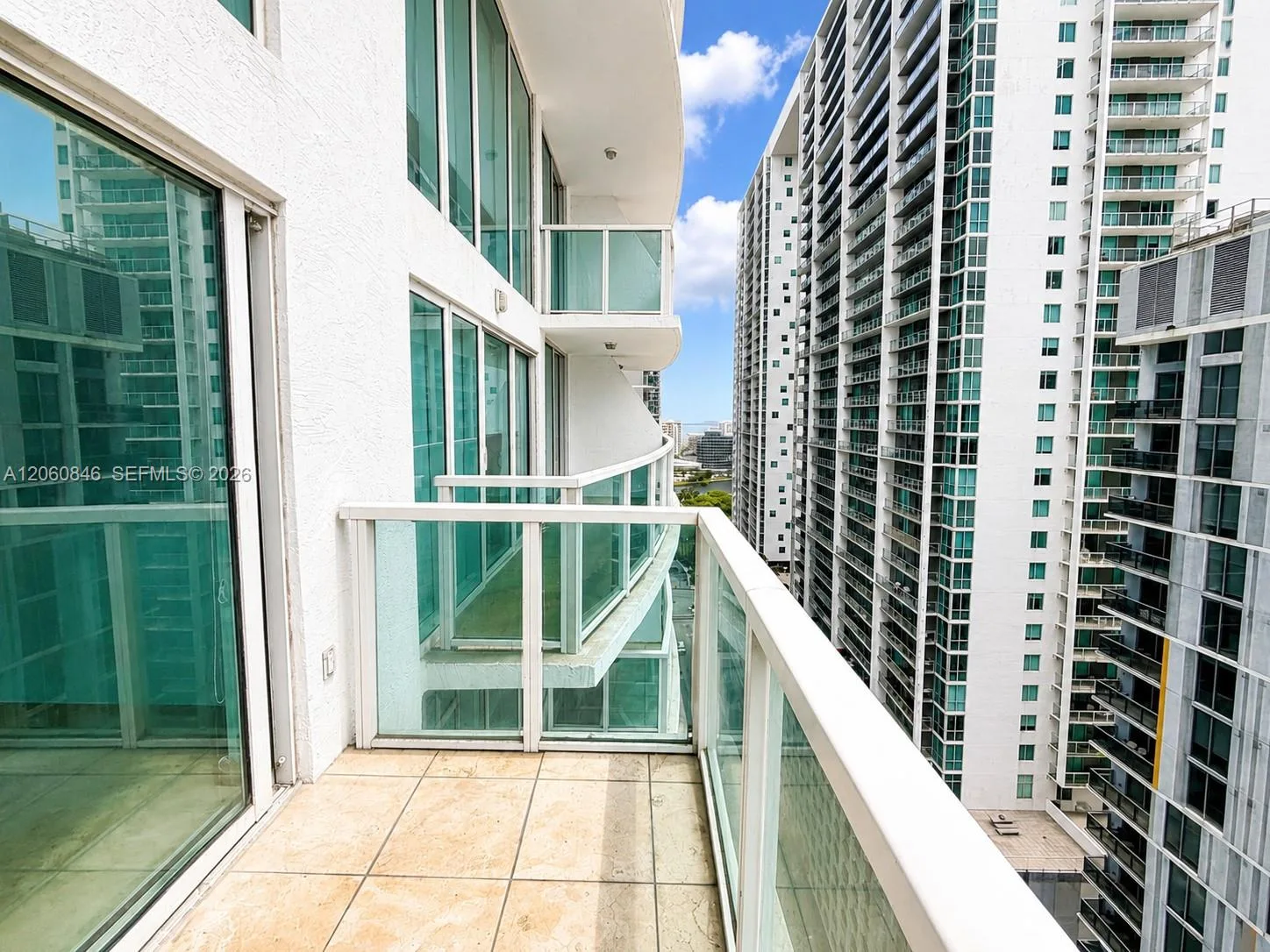 41 SE 5th St # 1412, Miami, FL 33131 photo 12