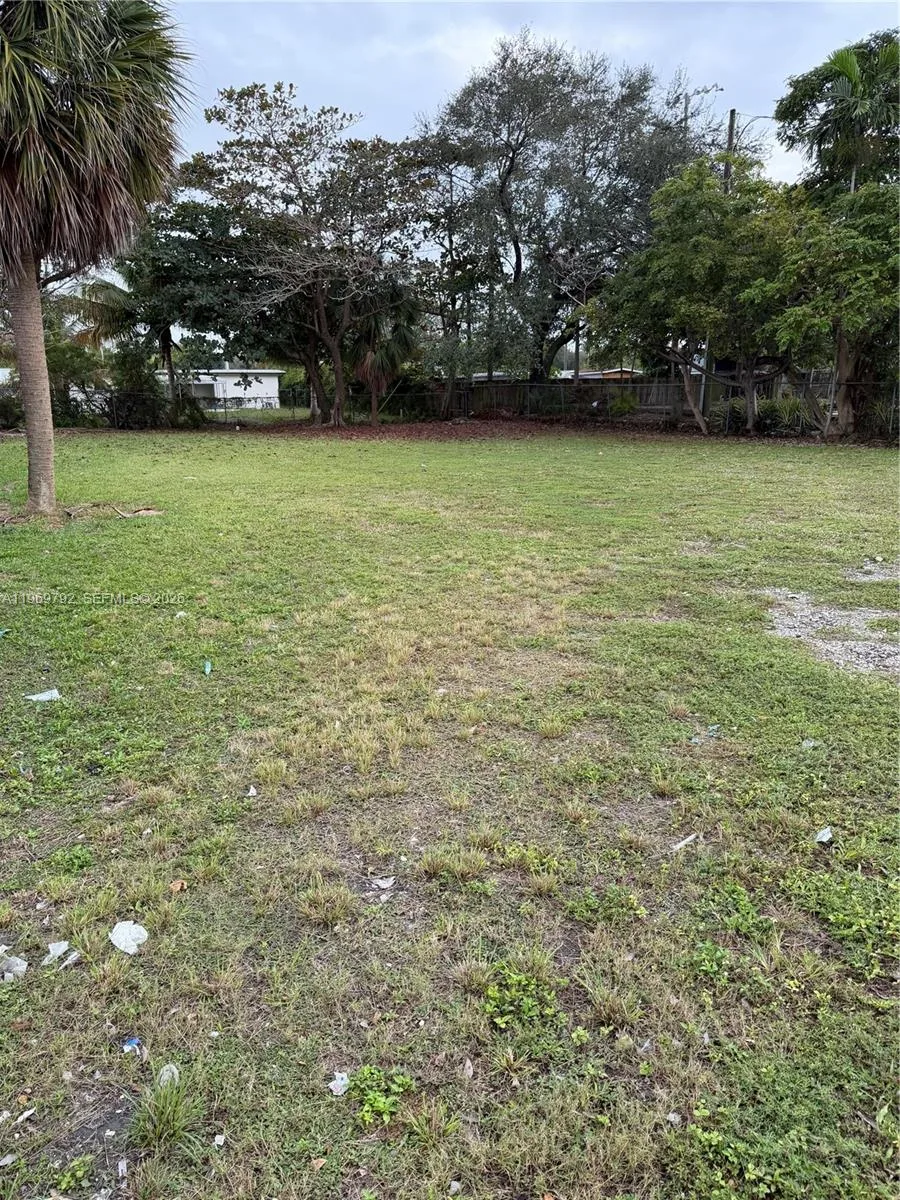 752 Opa Locka Blvd, Miami, FL 33168 photo 3