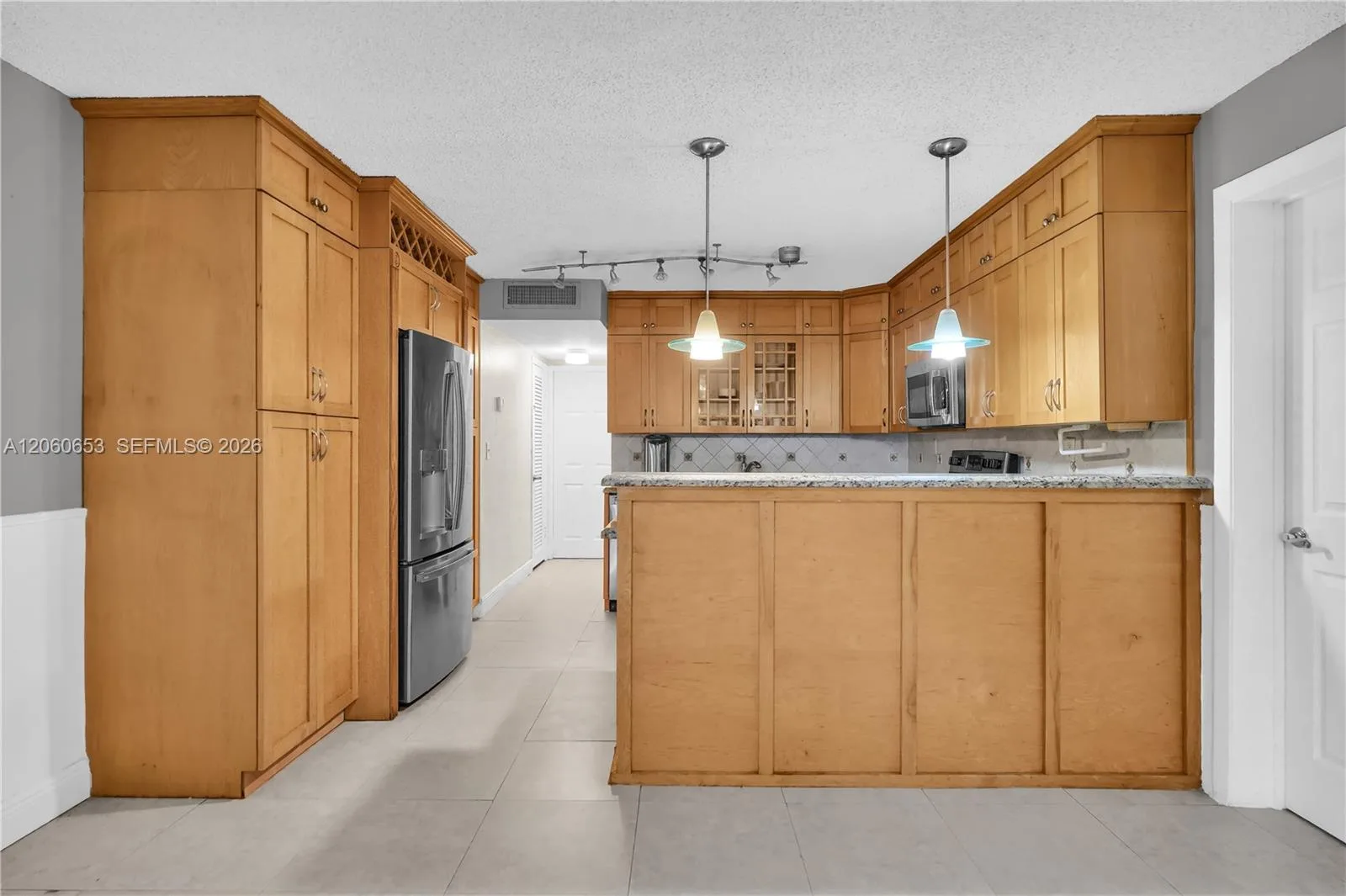 4011 N Meridian Ave # 21, Miami Beach, FL 33140 — zdjęcie 3