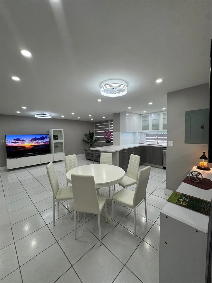 17011 N Bay Rd # 106, Sunny Isles Beach, FL 33160