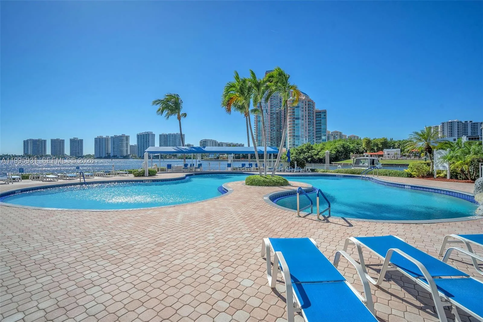 3500 Mystic Pointe Dr # 3001, Aventura, FL 33180 photo 11