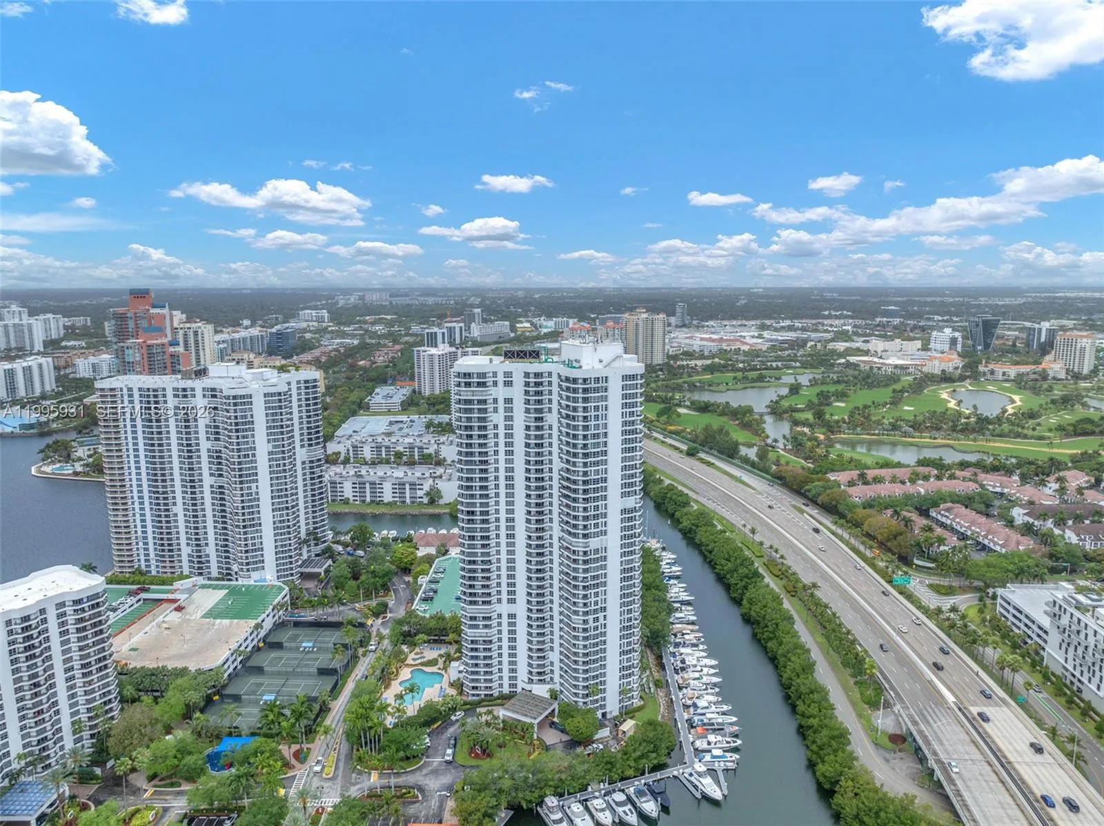 3500 Mystic Pointe Dr # 3001, Aventura, FL 33180 photo 4