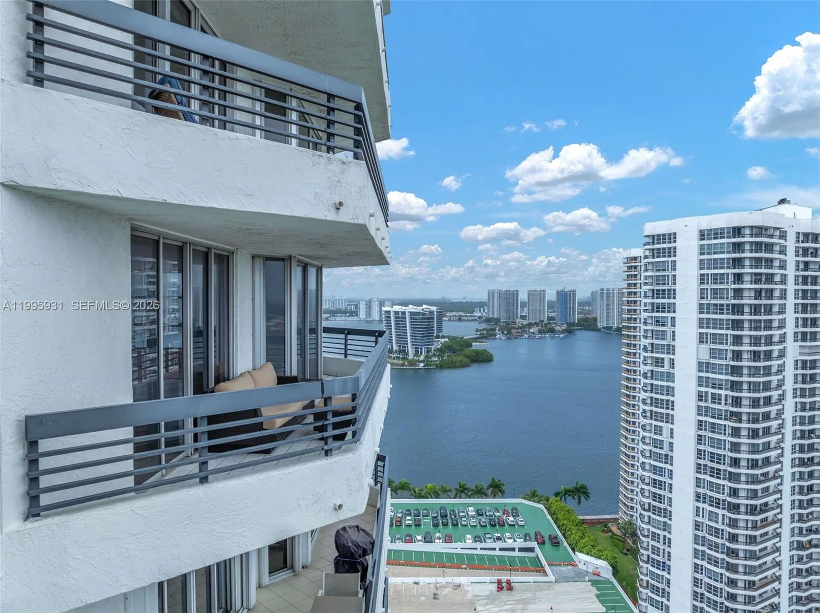 3500 Mystic Pointe Dr # 3001, Aventura, FL 33180 photo 6