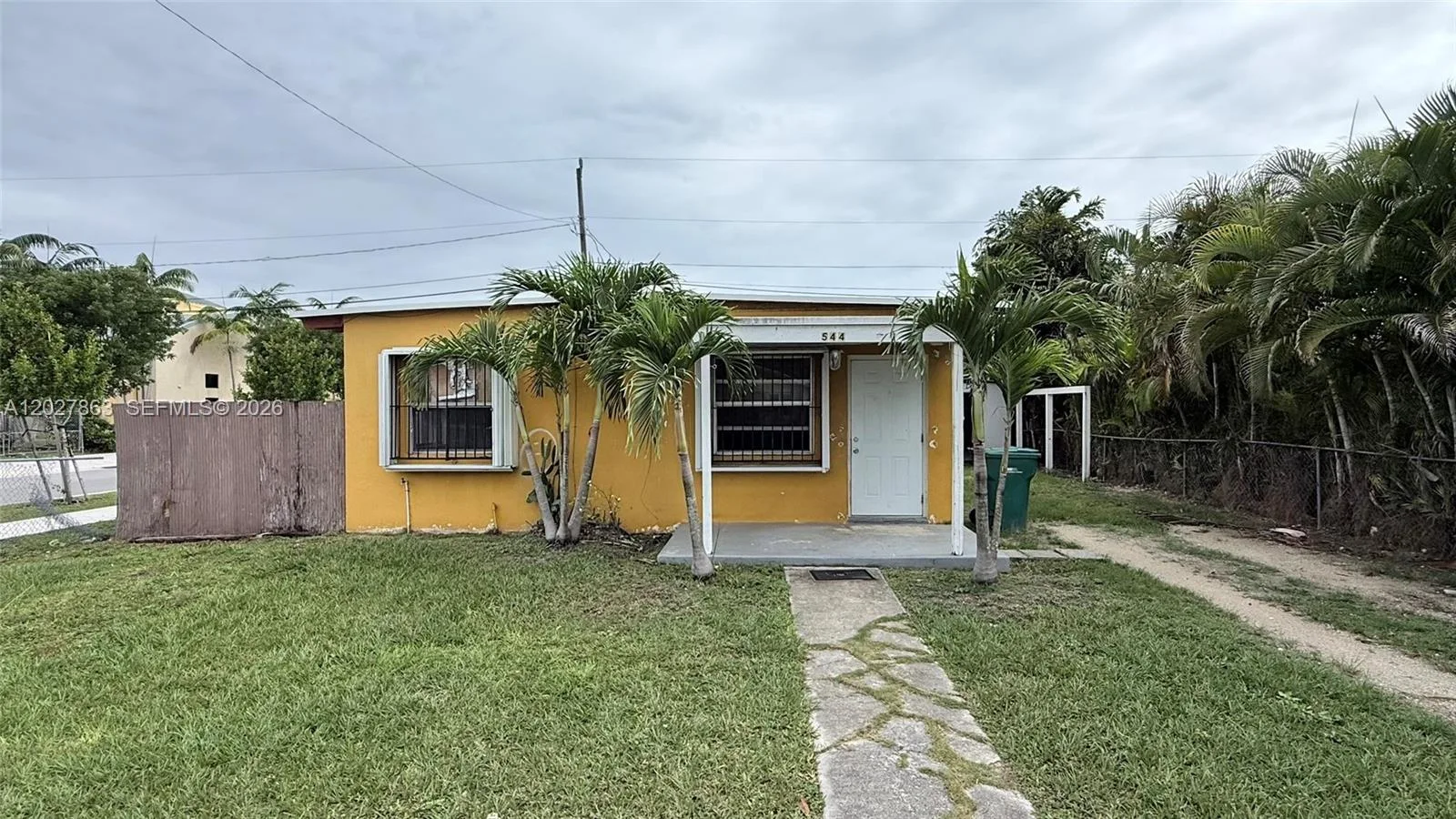 544 NW 10th St, Florida City, FL 33034
