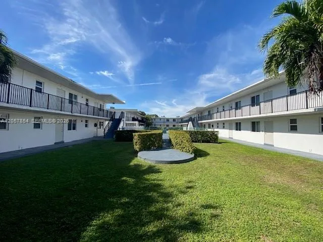6775 SW 44th St # 23, Miami, FL 33155 photo 2