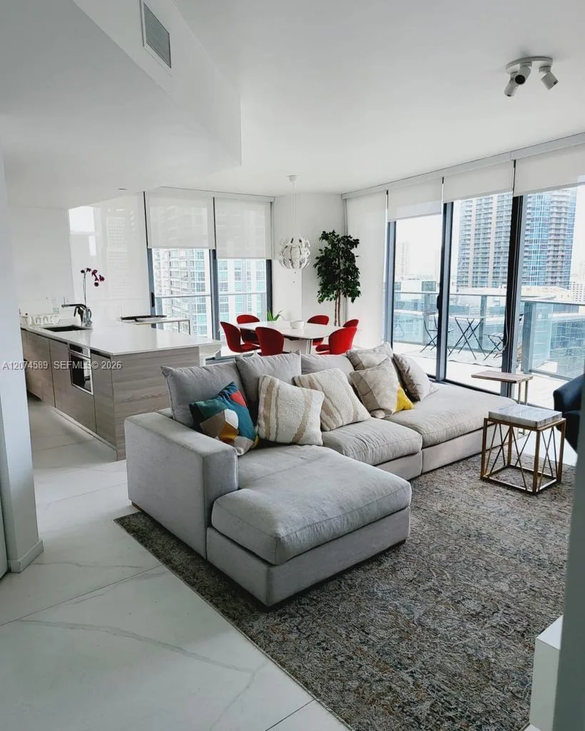 1300 S Miami Ave # 2501, Miami, FL 33130 photo 7