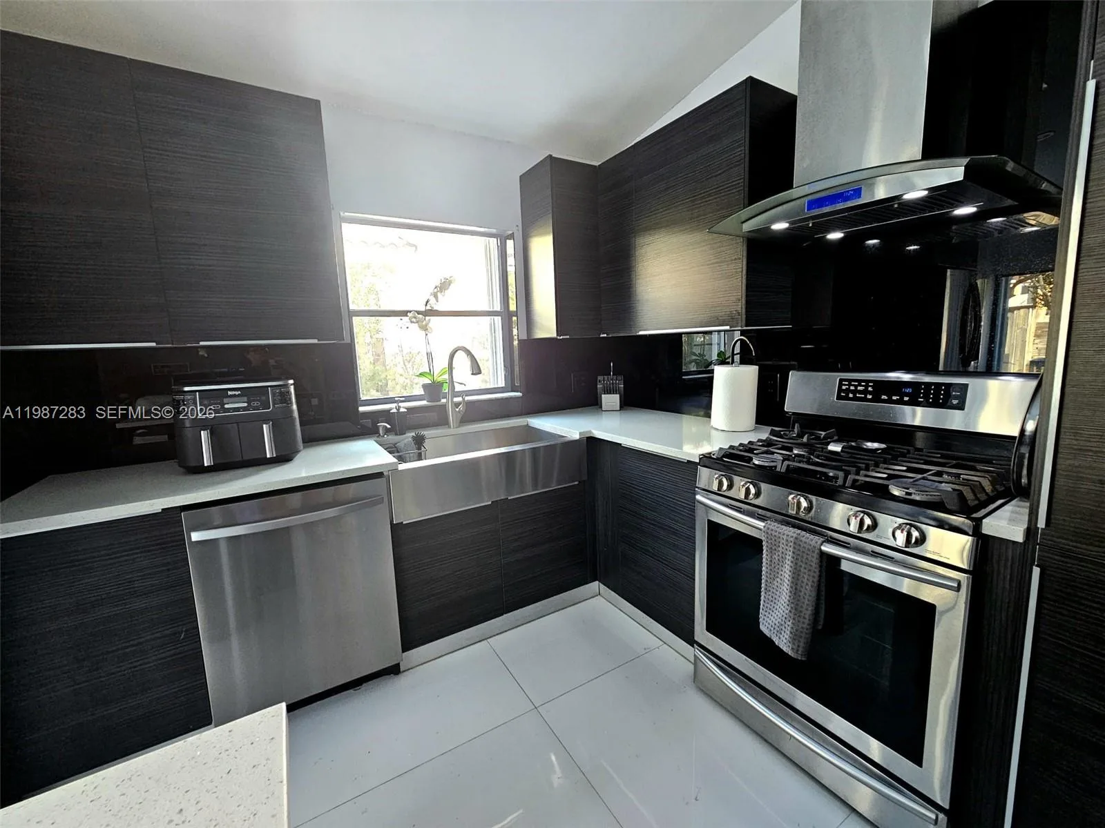 8003 SW 158th Pl, Miami, FL 33193 photo 7