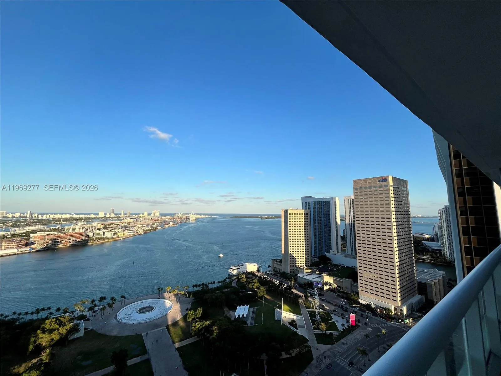 50 Biscayne Blvd # 3508, Miami, FL 33132 photo 3