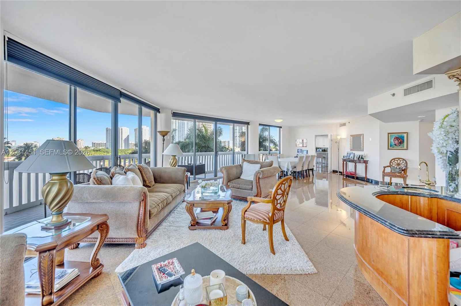 2000 Island Blvd # 806, Aventura, FL 33160