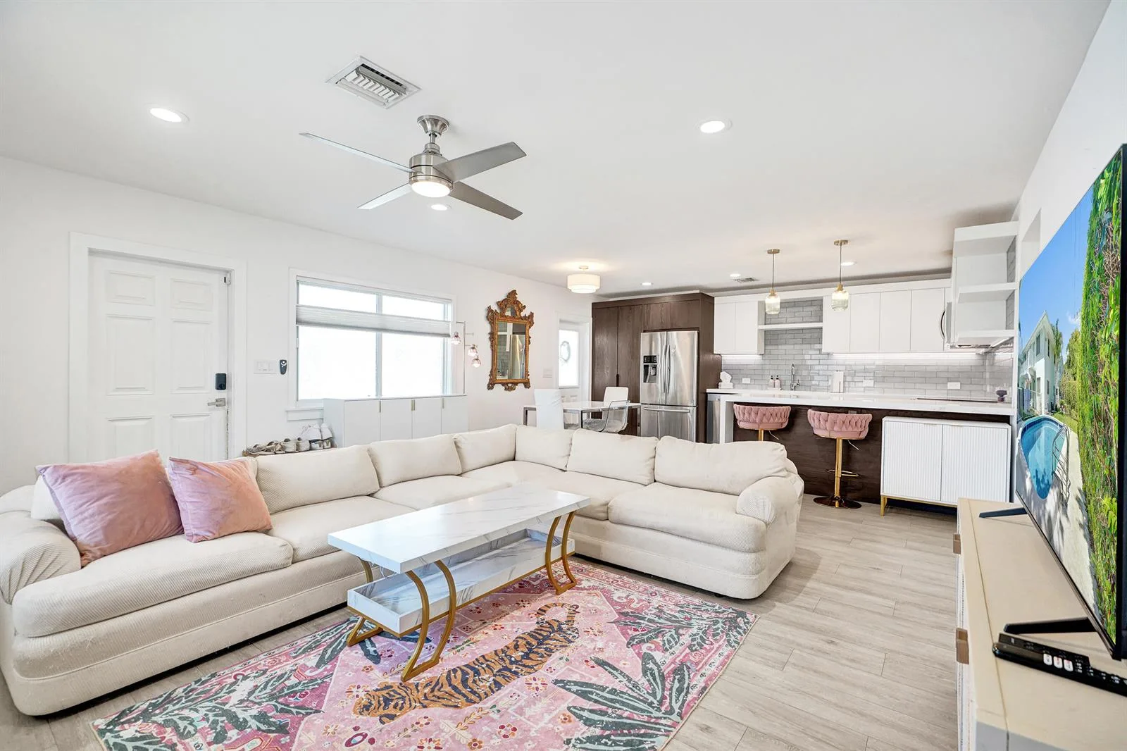 2050 NE 39th Street # 101, Fort Lauderdale, FL 33308
