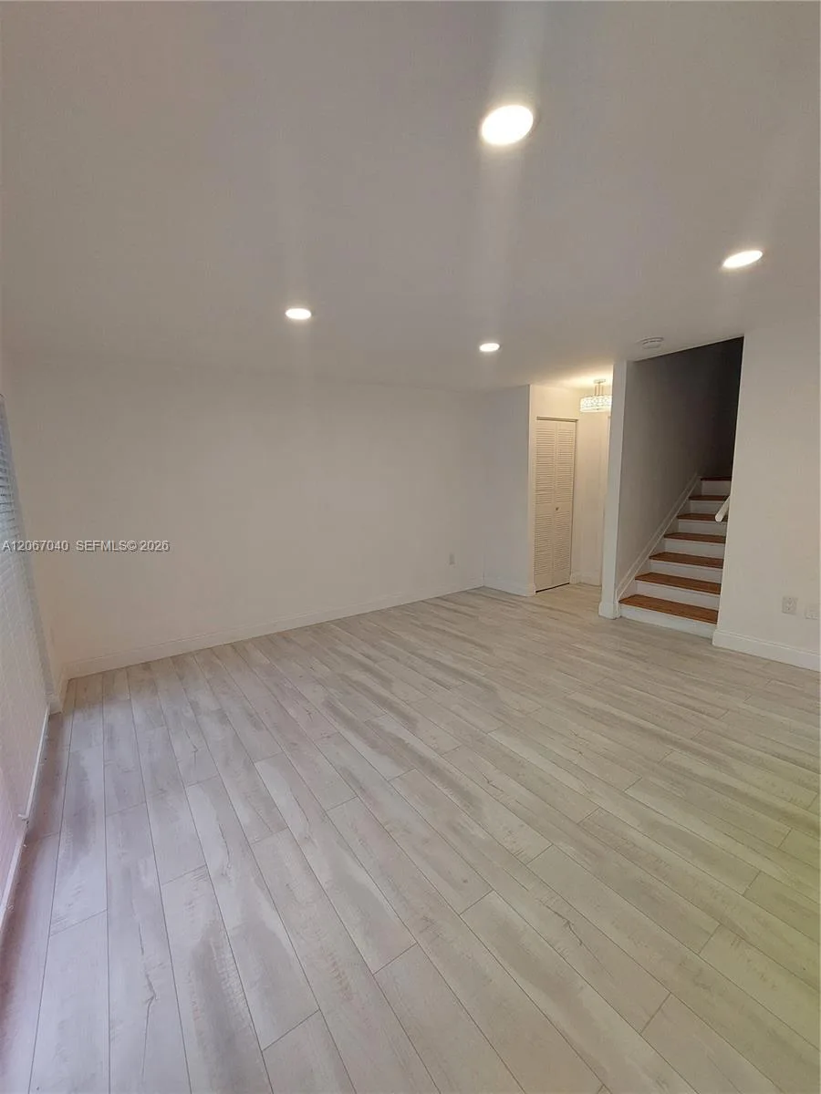 6835 SW 45th Ln, Miami, FL 33155 photo 9