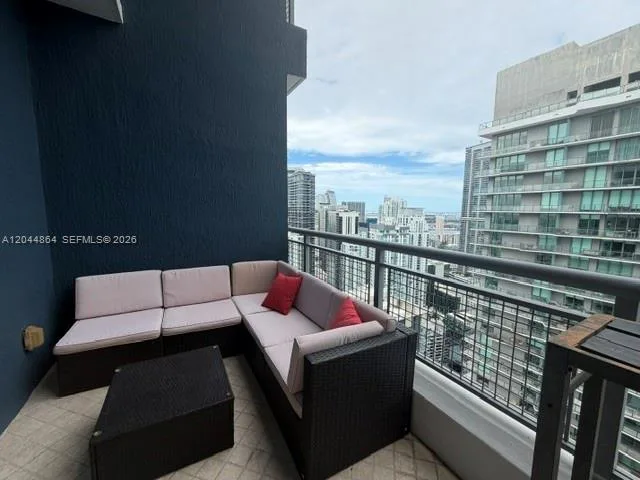 60 SW 13th St # 4810, Miami, FL 33130