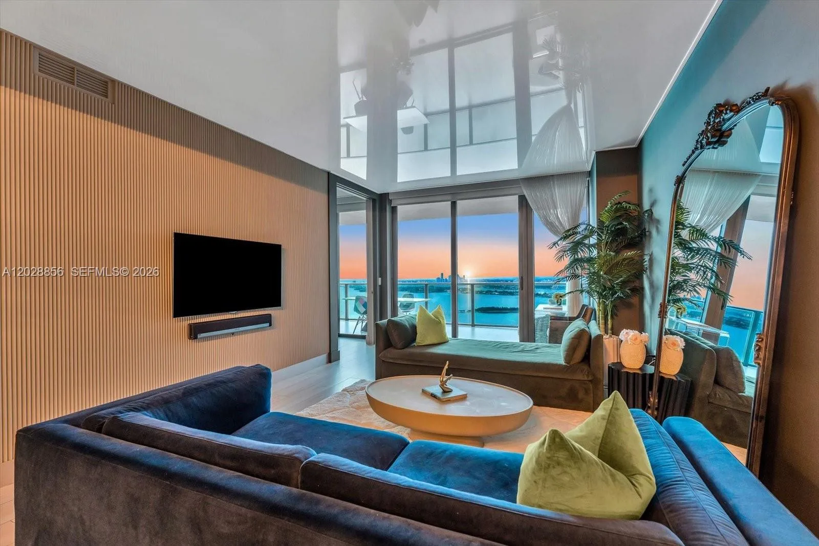 650 NE 32nd St # 4405, Miami, FL 33137 photo 3