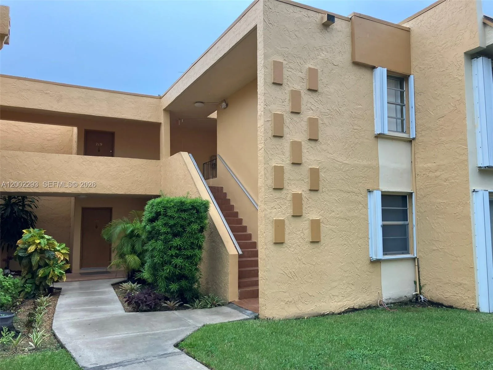 9311 SW 4th St # 104B, Miami, FL 33174