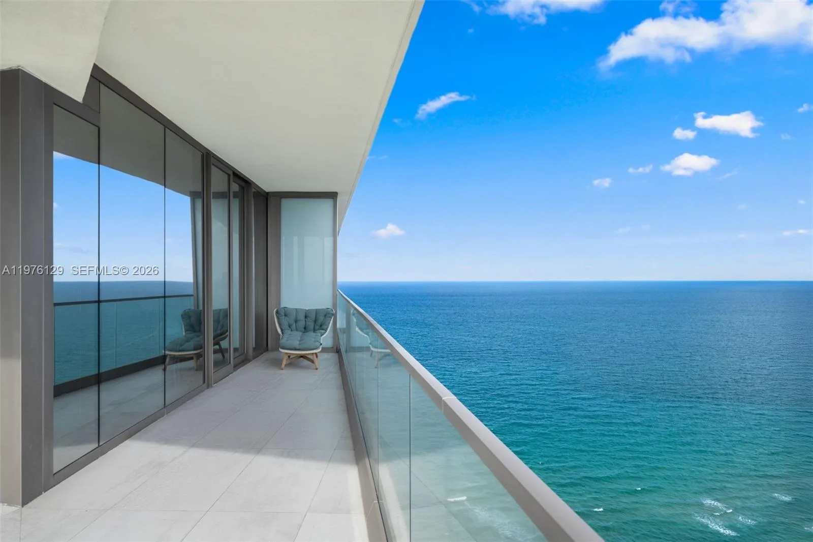 18975 Collins Ave # 3205, Sunny Isles Beach, FL 33160 photo 4
