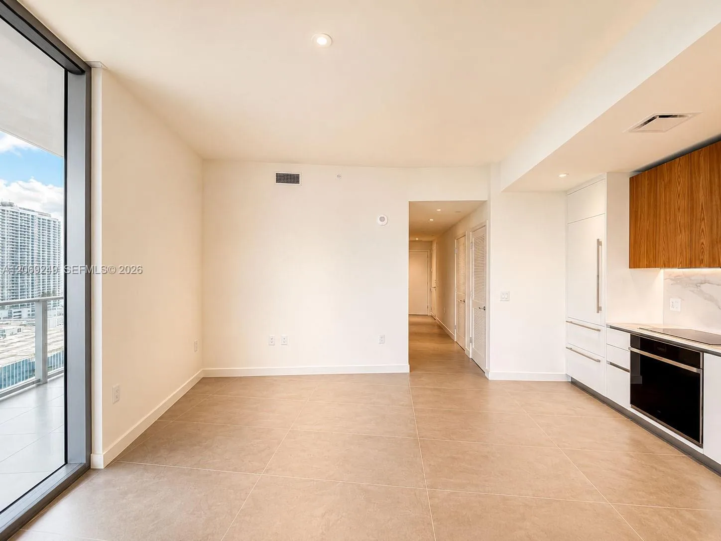 1400 Biscayne Blvd # 1807, Miami, FL 33132 photo 7