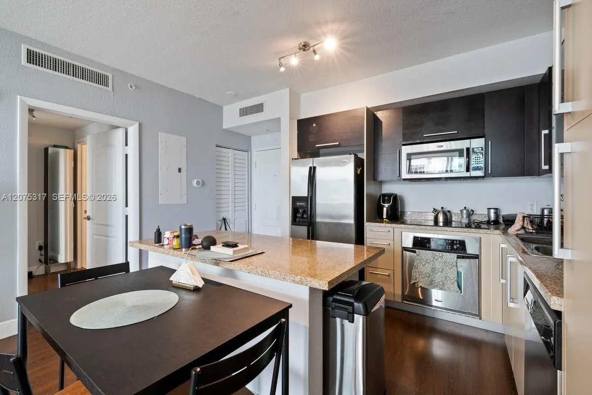 500 NE 29th St # 606, Miami, FL 33137 photo 8
