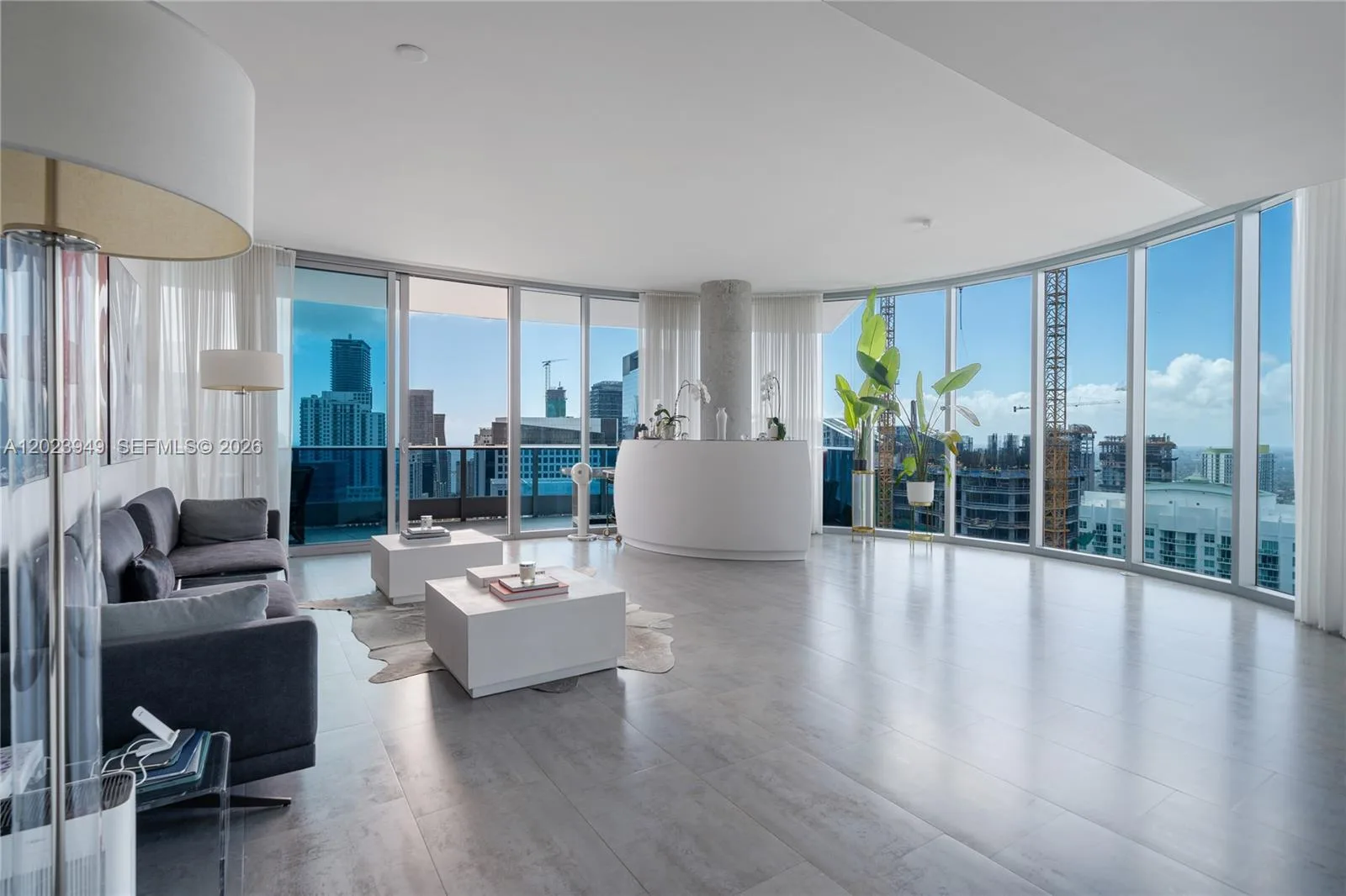 200 Biscayne Boulevard Way # 4902, Miami, FL 33131 photo 2