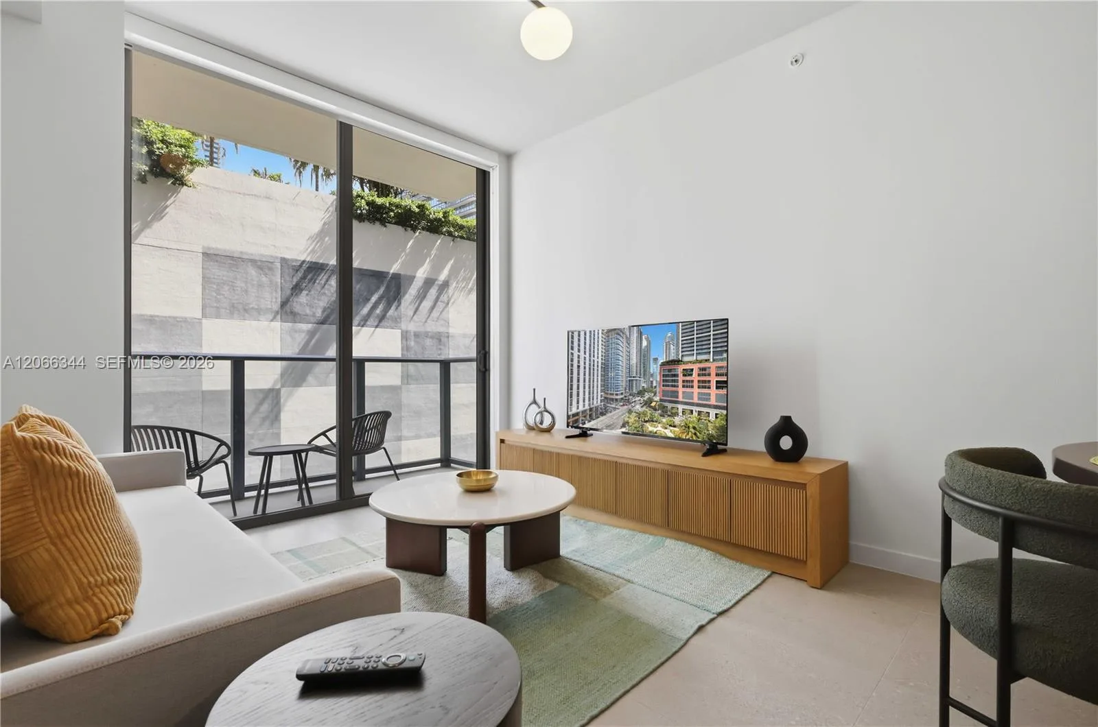 11 NE 6th St # 710, Miami, FL 33132 photo 10
