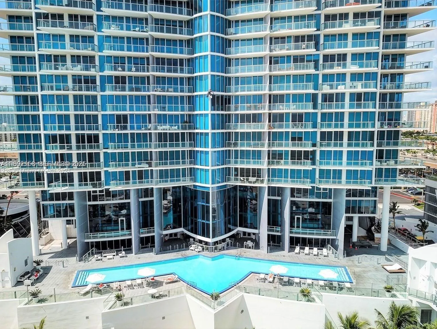 17001 Collins Ave # 3705, Sunny Isles Beach, FL 33160 photo 3