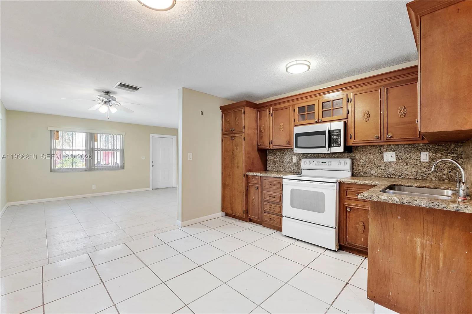 5010 NW 51st St, Tamarac, FL 33319 photo 12