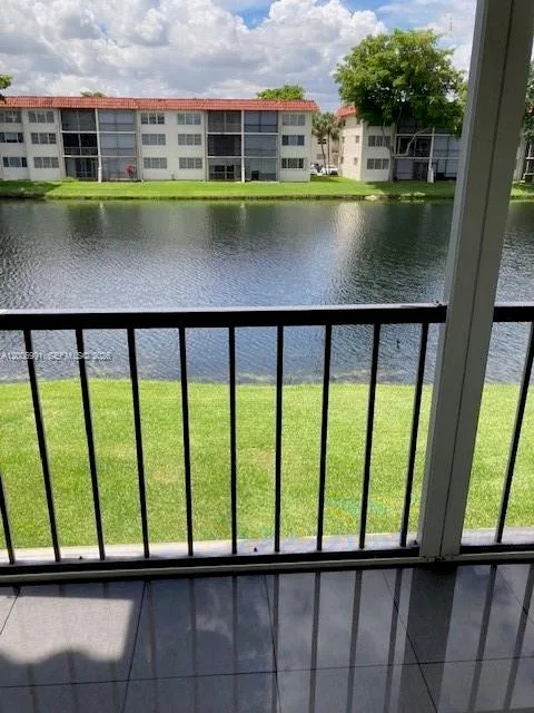 361 S Hollybrook Dr # 205, Pembroke Pines, FL 33025 photo 4