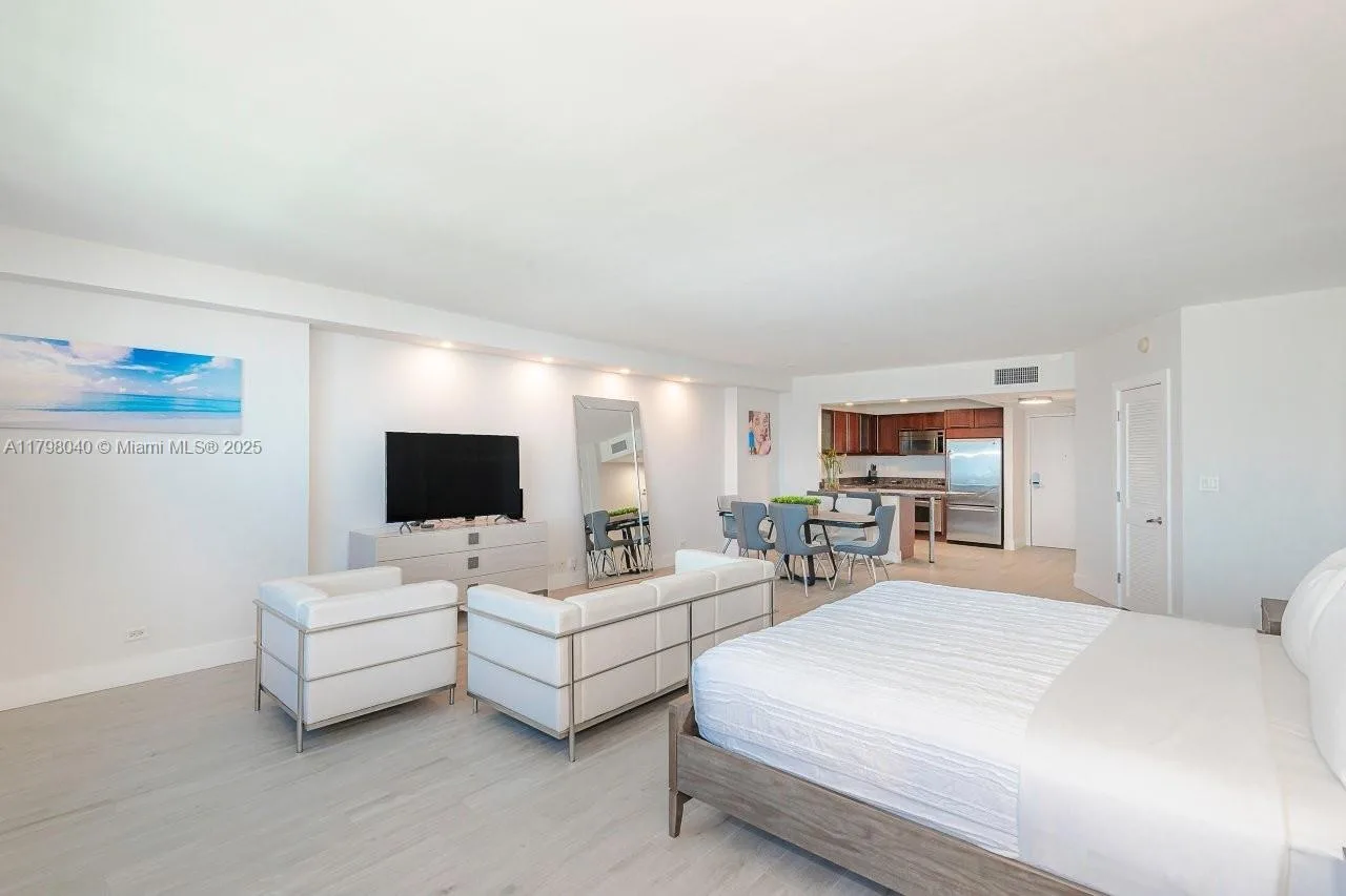 2301 Collins Ave # 1531, Miami Beach, FL 33139 photo 12