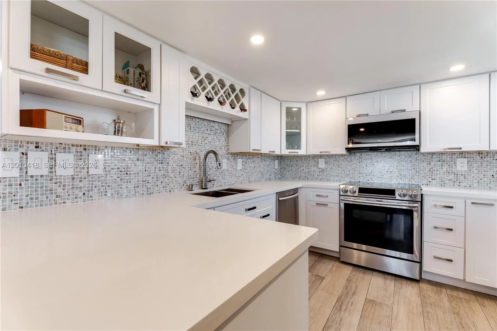 1901 Brickell Ave # B1809, Miami, FL 33129