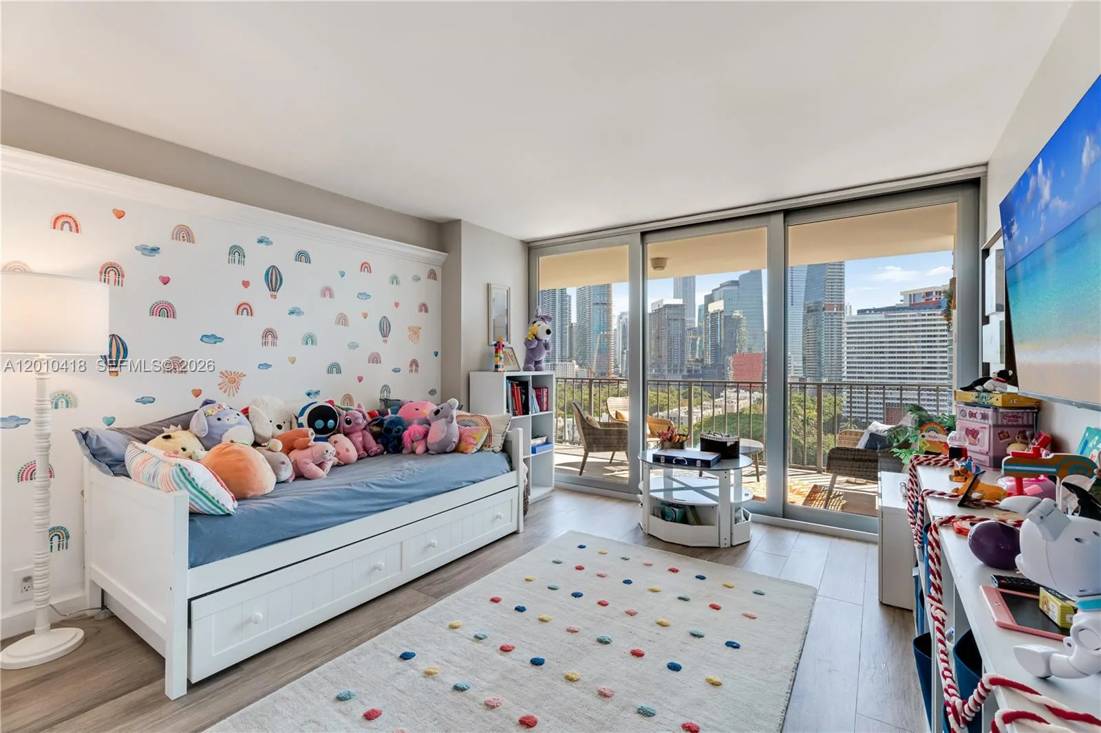 1901 Brickell Ave # B1809, Miami, FL 33129 photo 5