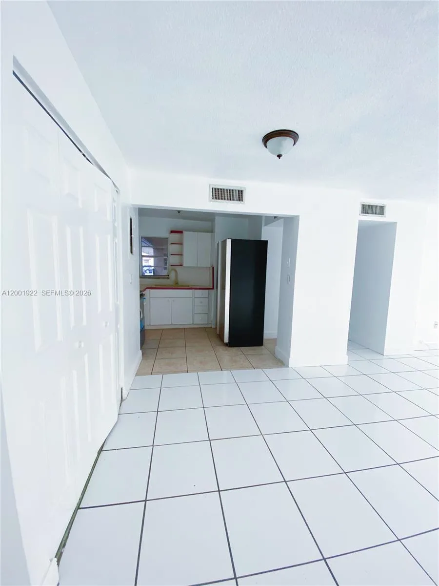 870 NW 87th Ave # 110, Miami, FL 33172 photo 3
