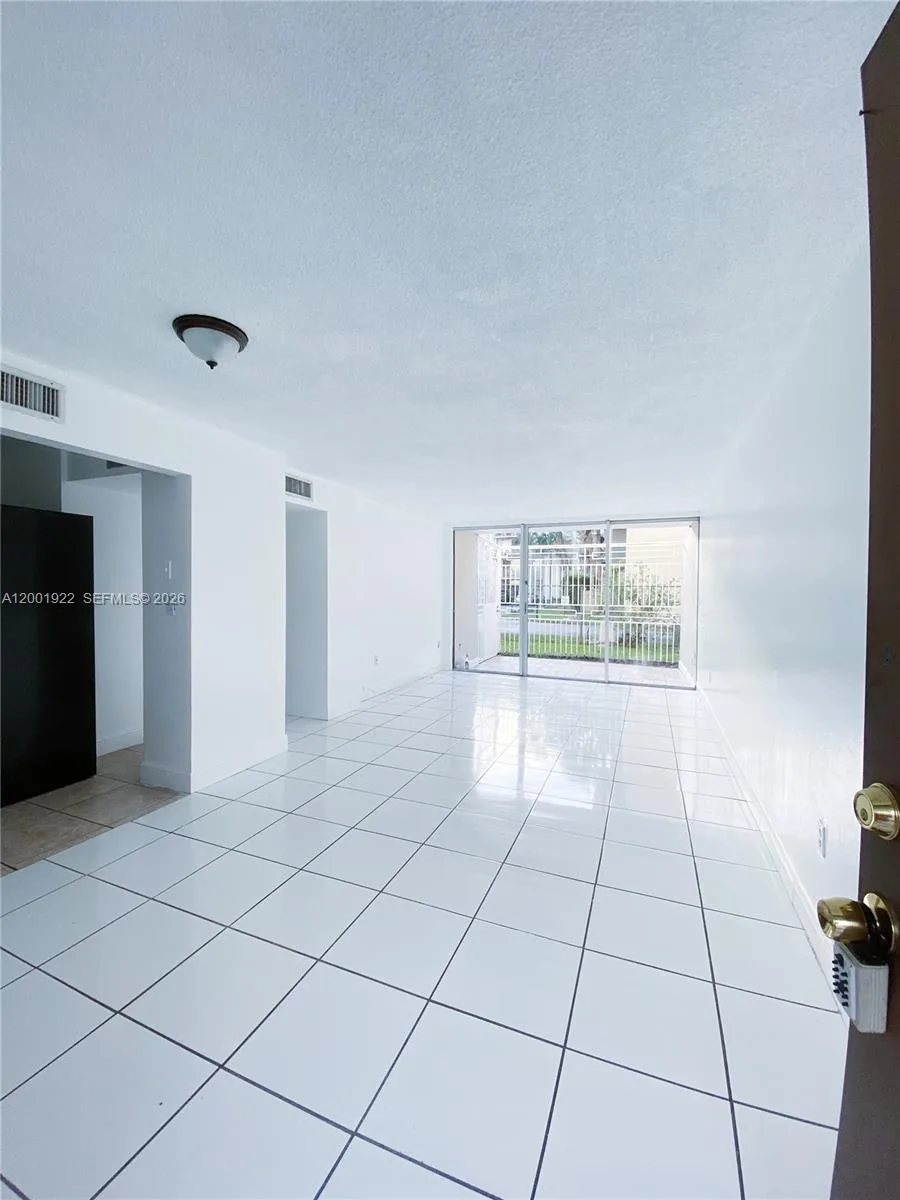 870 NW 87th Ave # 110, Miami, FL 33172 photo 7
