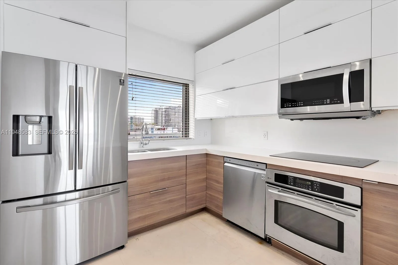 601 NE 36th St # 1310, Miami, FL 33137 photo 8