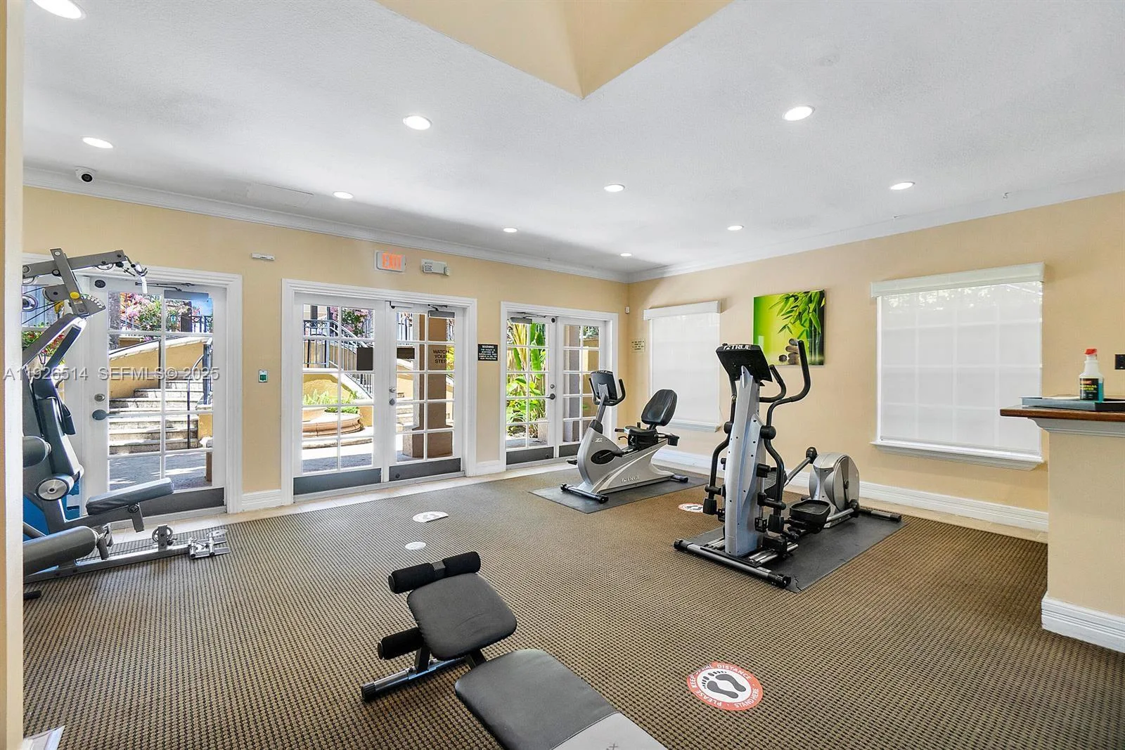 2871 NE 185th St # 205, Aventura, FL 33180 photo 4