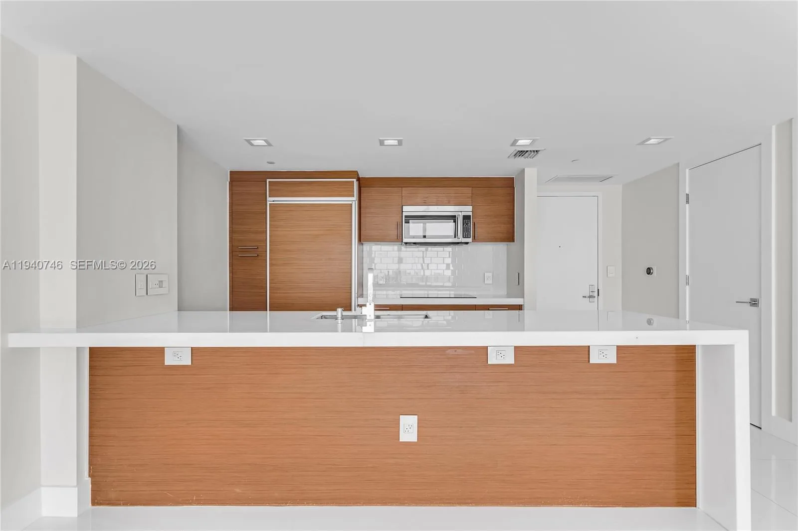 50 Biscayne Blvd # 3601, Miami, FL 33132 photo 4