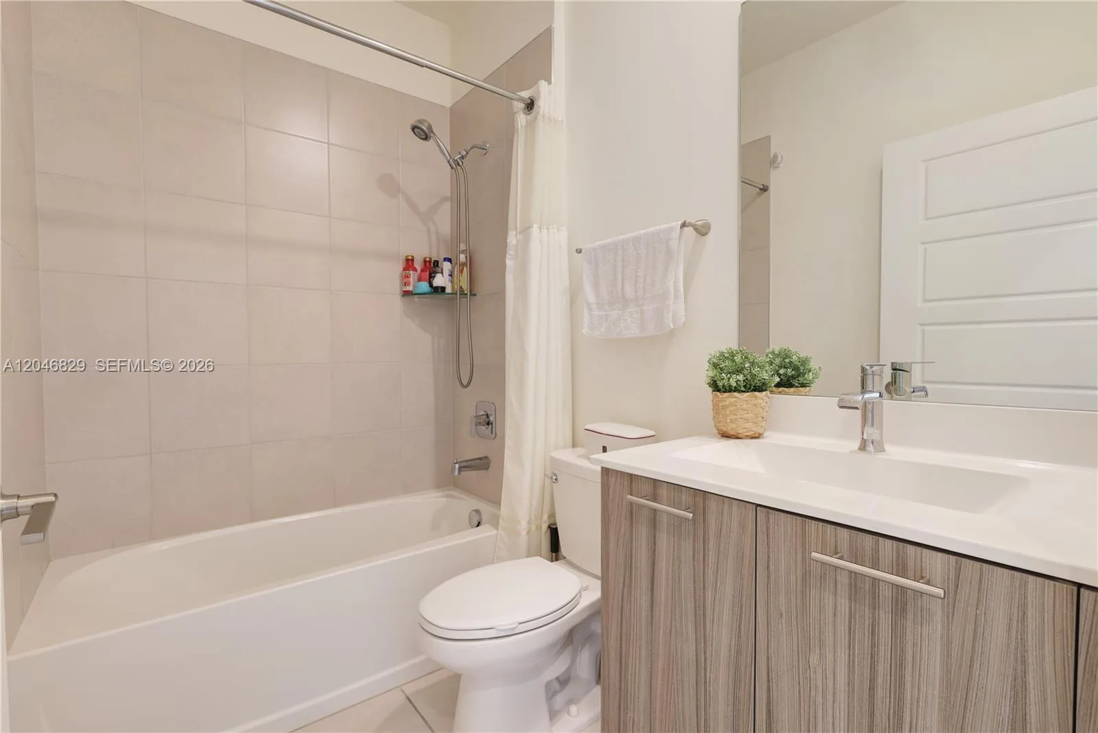 4636 NW 84th Ave # 22, Doral, FL 33166 photo 11