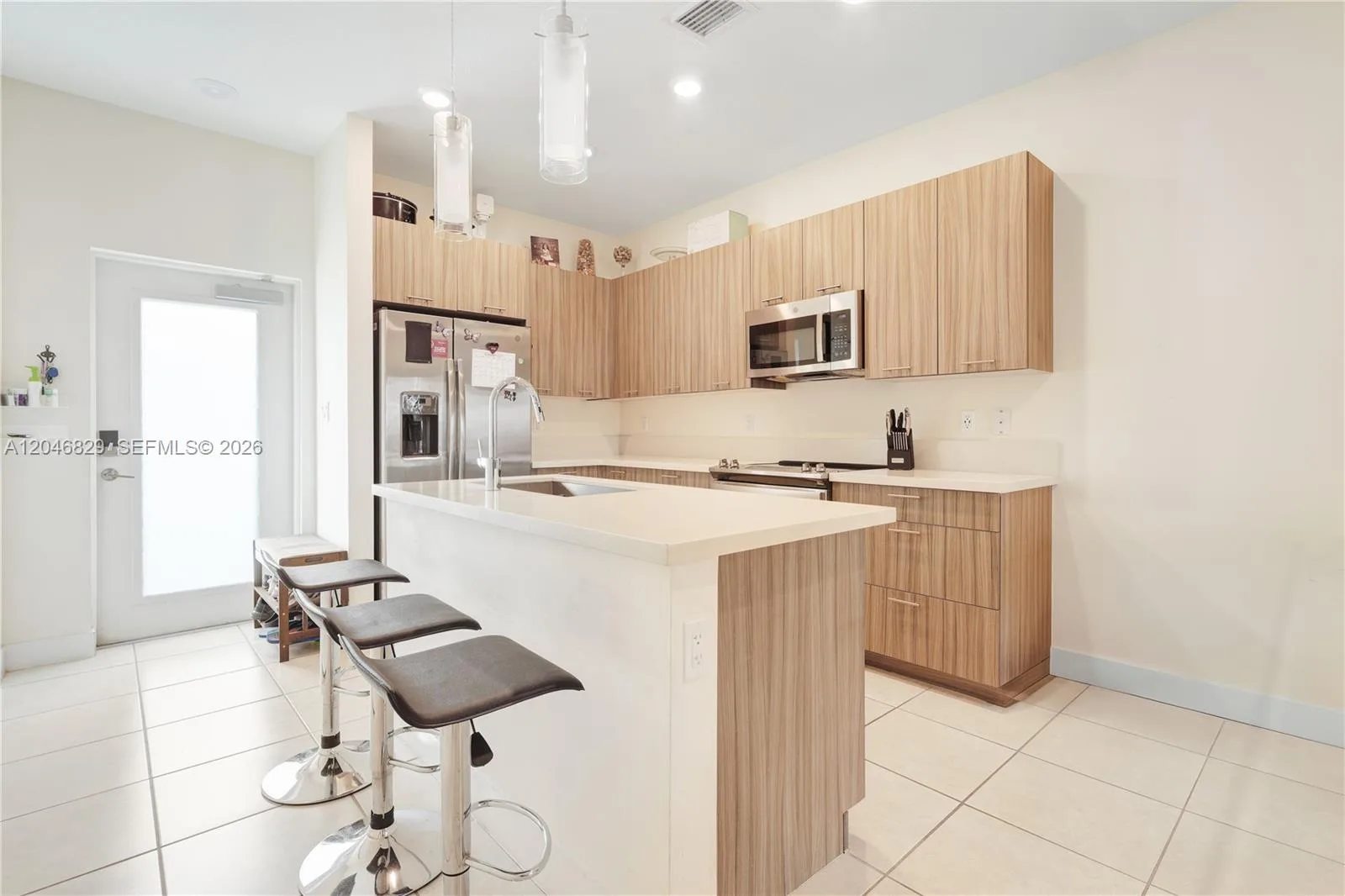 4636 NW 84th Ave # 22, Doral, FL 33166 photo 2