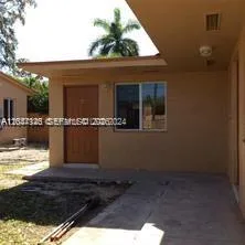 1324 NE 127th St # 11, North Miami, FL 33161