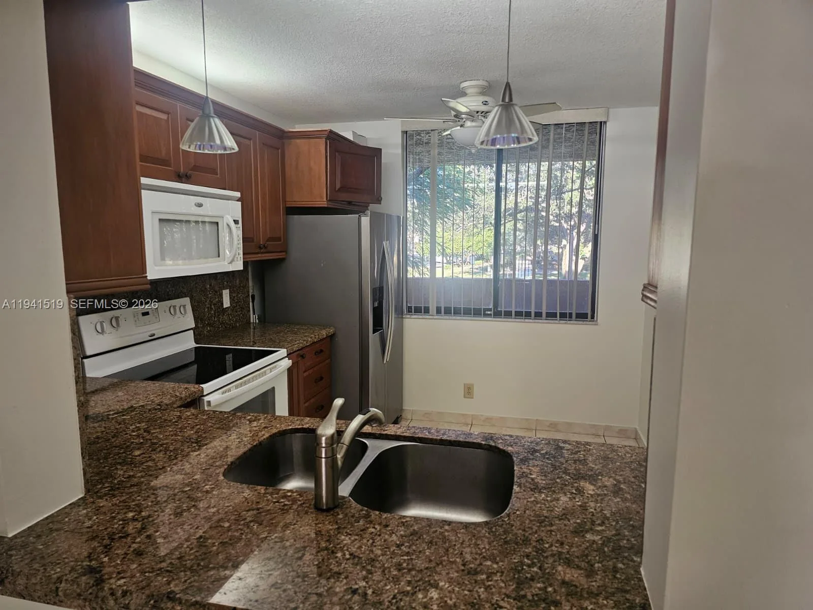 8592 W Sunrise Blvd # 209, Plantation, FL 33322 photo 3