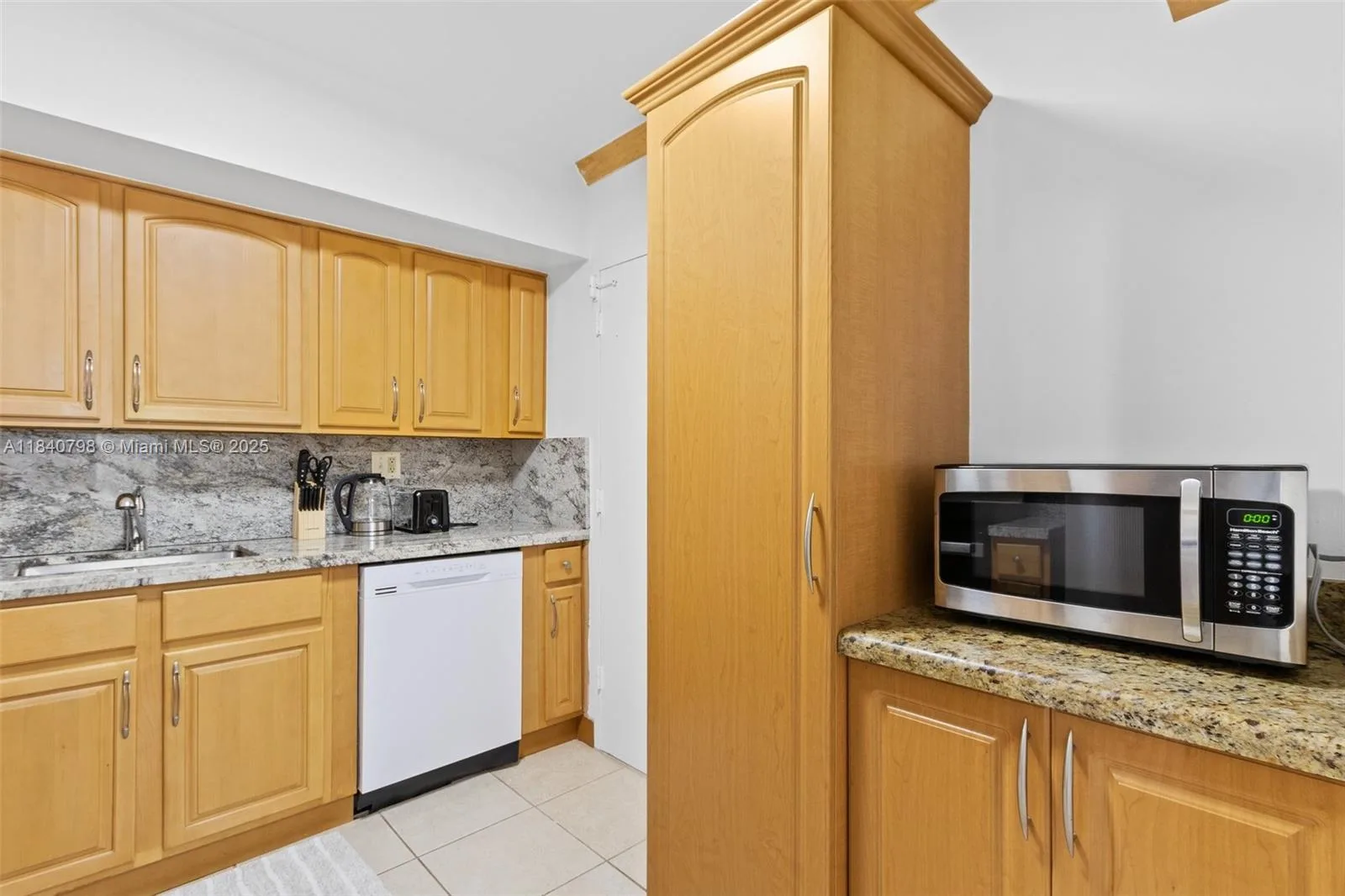 3725 S Ocean Dr # 921, Hollywood, FL 33019 photo 13