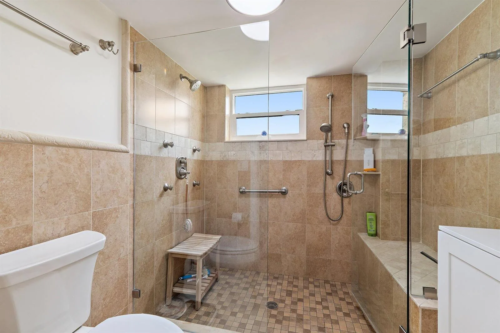 374 Golfview Road # 405, North Palm Beach, FL 33408 photo 12