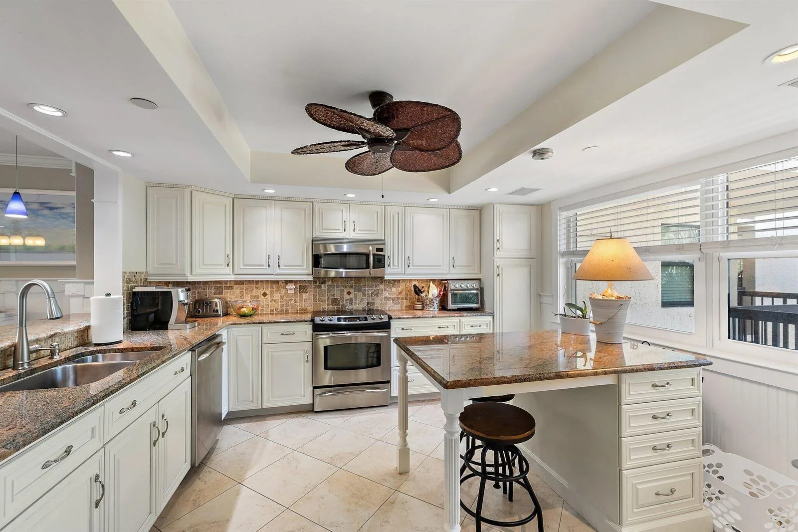 374 Golfview Road # 405, North Palm Beach, FL 33408 photo 6