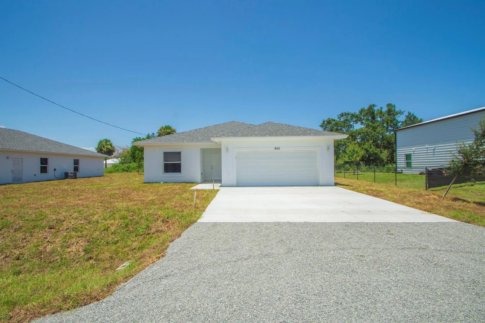 920 7th Place, Vero Beach, FL 32962 photo 2