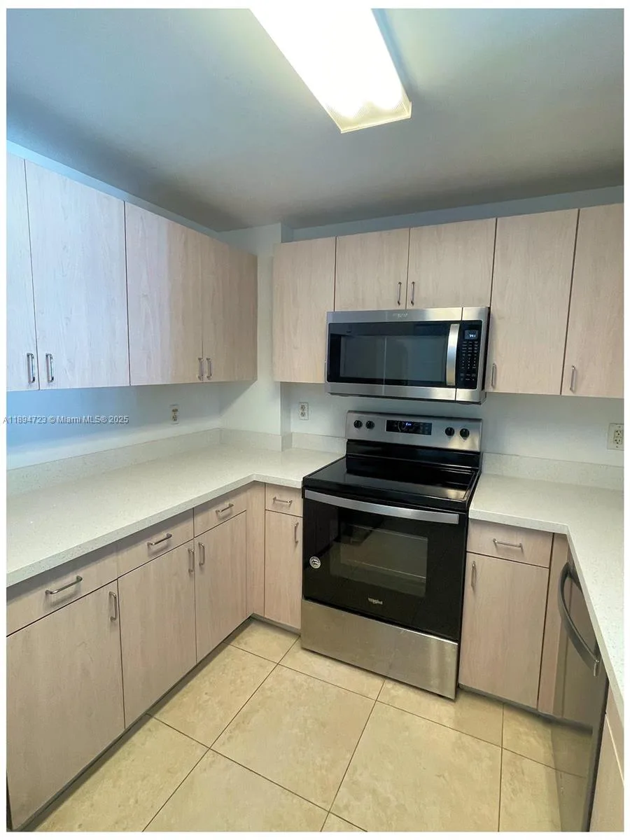 50 Menores Ave # 717, Coral Gables, FL 33134 photo 10