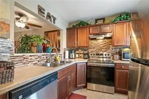 5151 W Oakland Park Boulevard # 204, Lauderdale Lakes, FL 33313