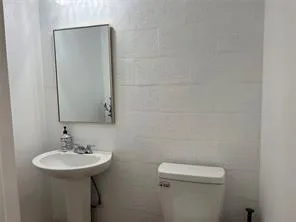 3020 N Federal Highway # 6 - 2nd FLOOR, Fort Lauderdale, FL 33306 photo 3